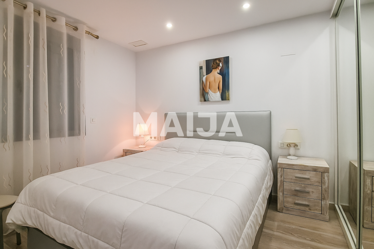 Apartment in Torrevieja, Spain, 52 m² - picture 7