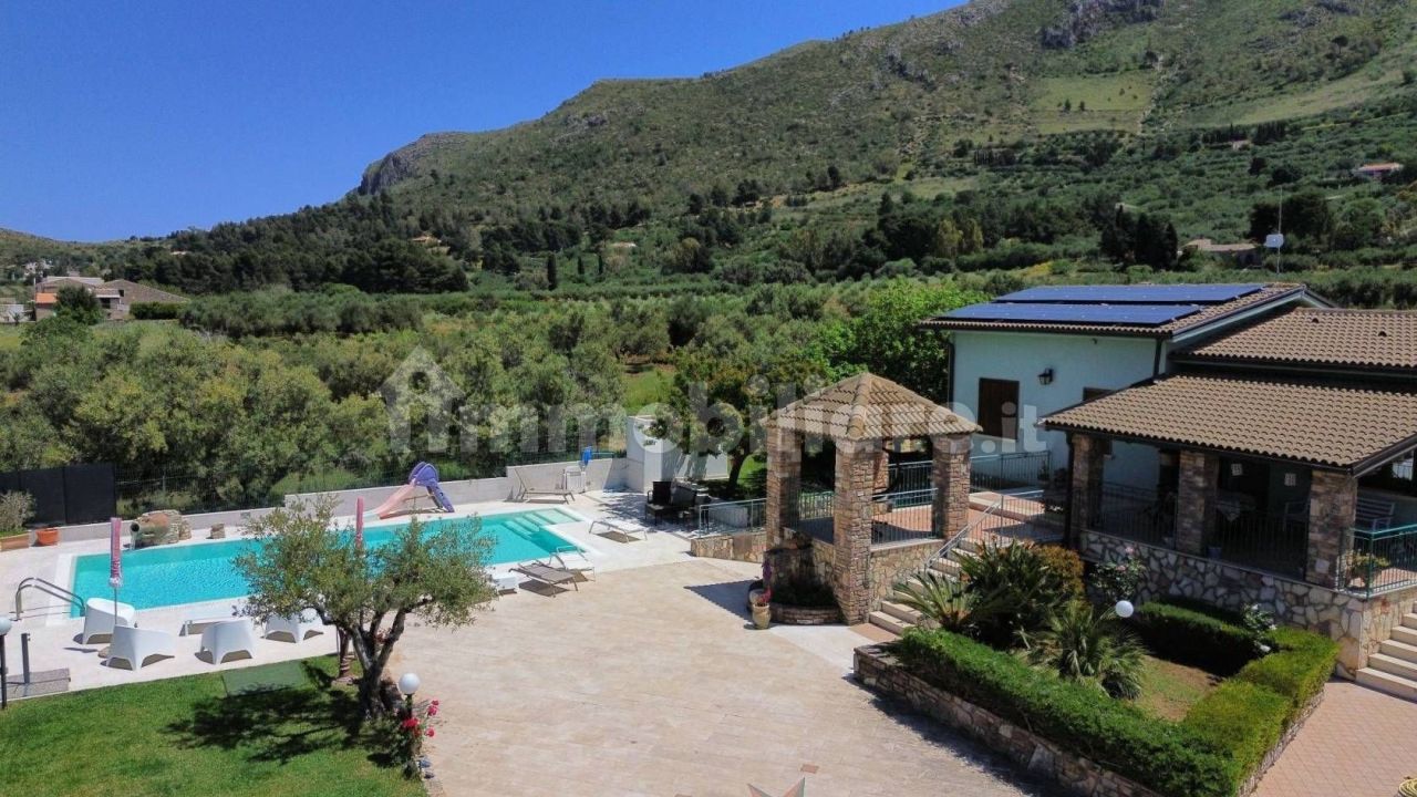 Villa en Castellammare del Golfo, Italia, 170 m² - imagen 5