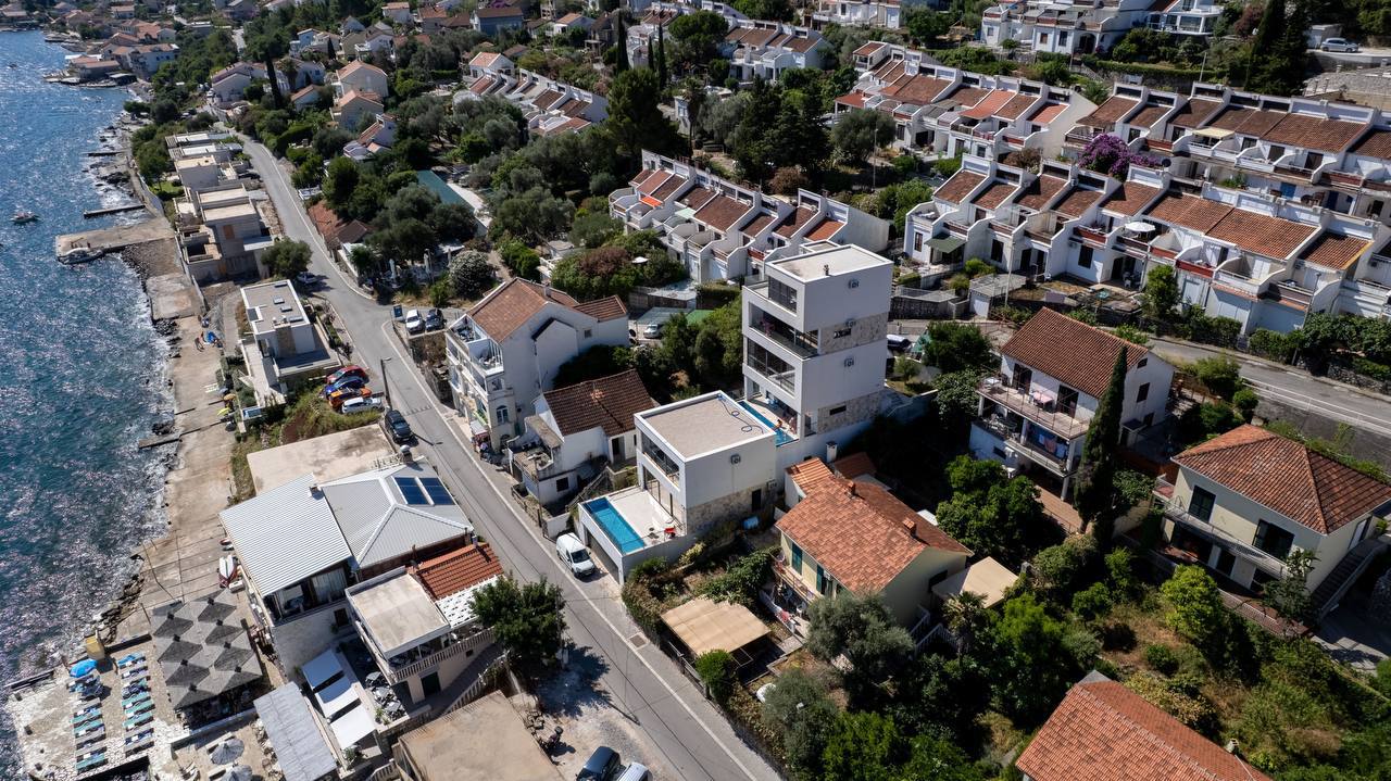 Villa à Tivat, Monténégro, 200 m² - image 10