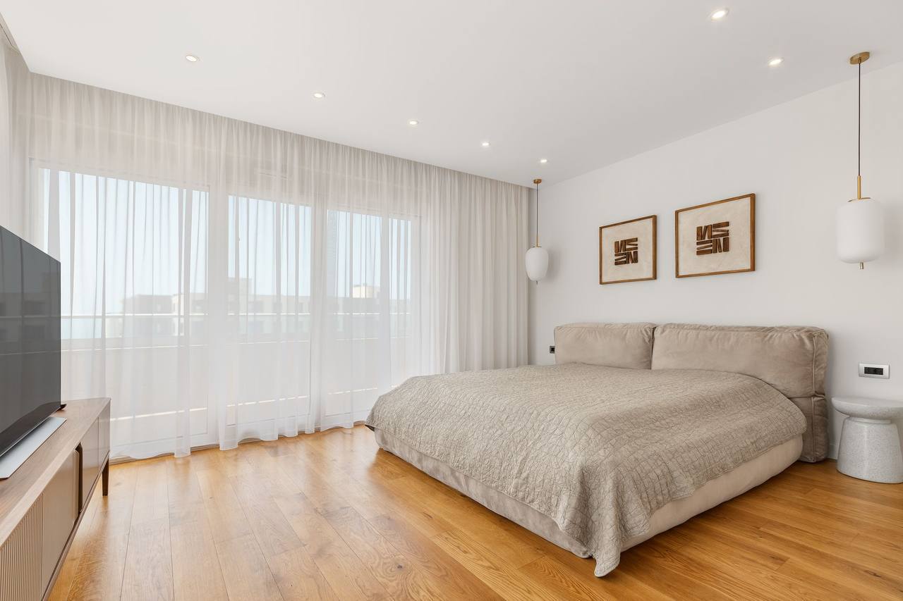 Villa à Becici, Monténégro, 400 m² - image 4