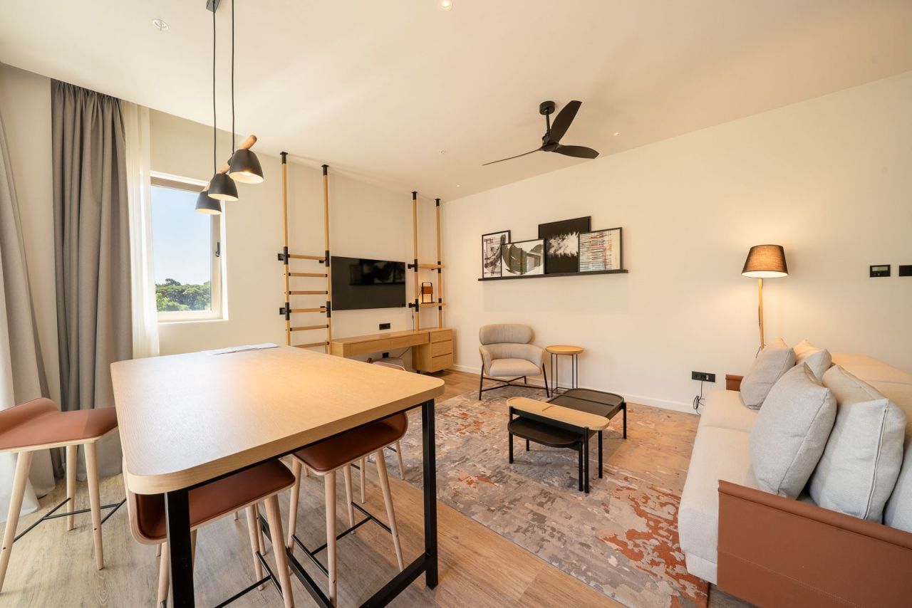 Flat in Tivat, Montenegro, 91 m² - picture 10