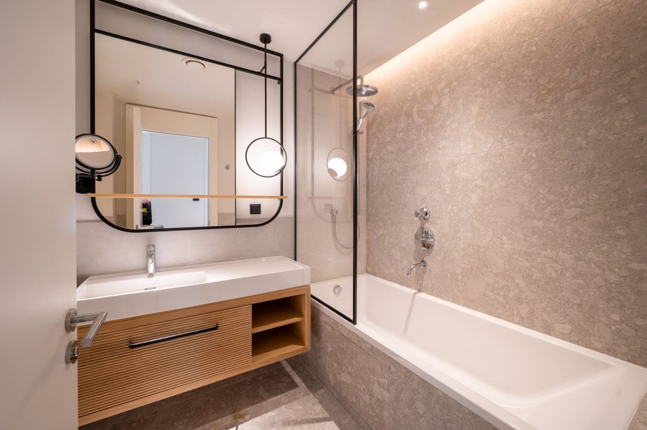 Flat in Tivat, Montenegro, 91 m² - picture 14