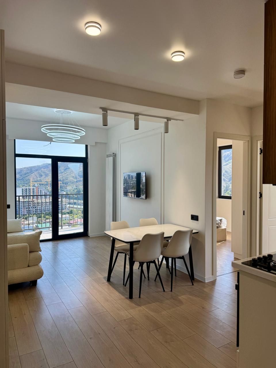 Piso en Tbilisi, Georgia, 62 m² - imagen 1