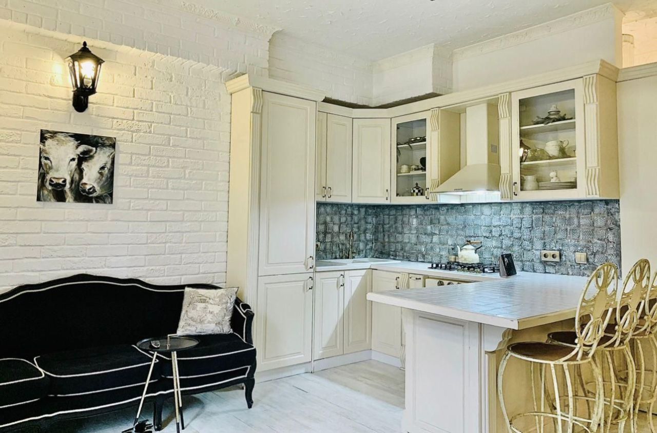 Flat in Tbilisi, Georgia, 90 m² - picture 2