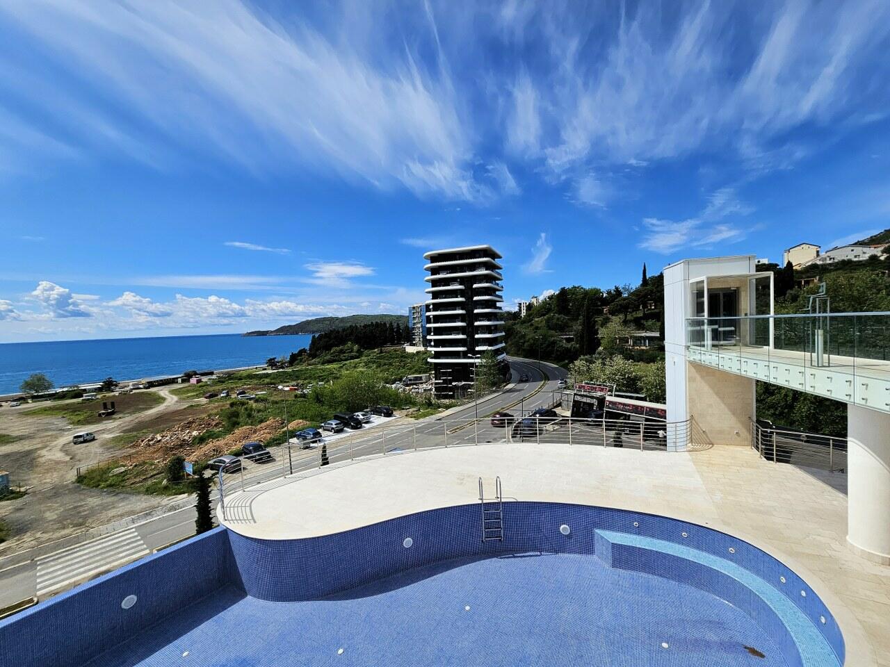 Piso en Becici, Montenegro, 65 m² - imagen 1
