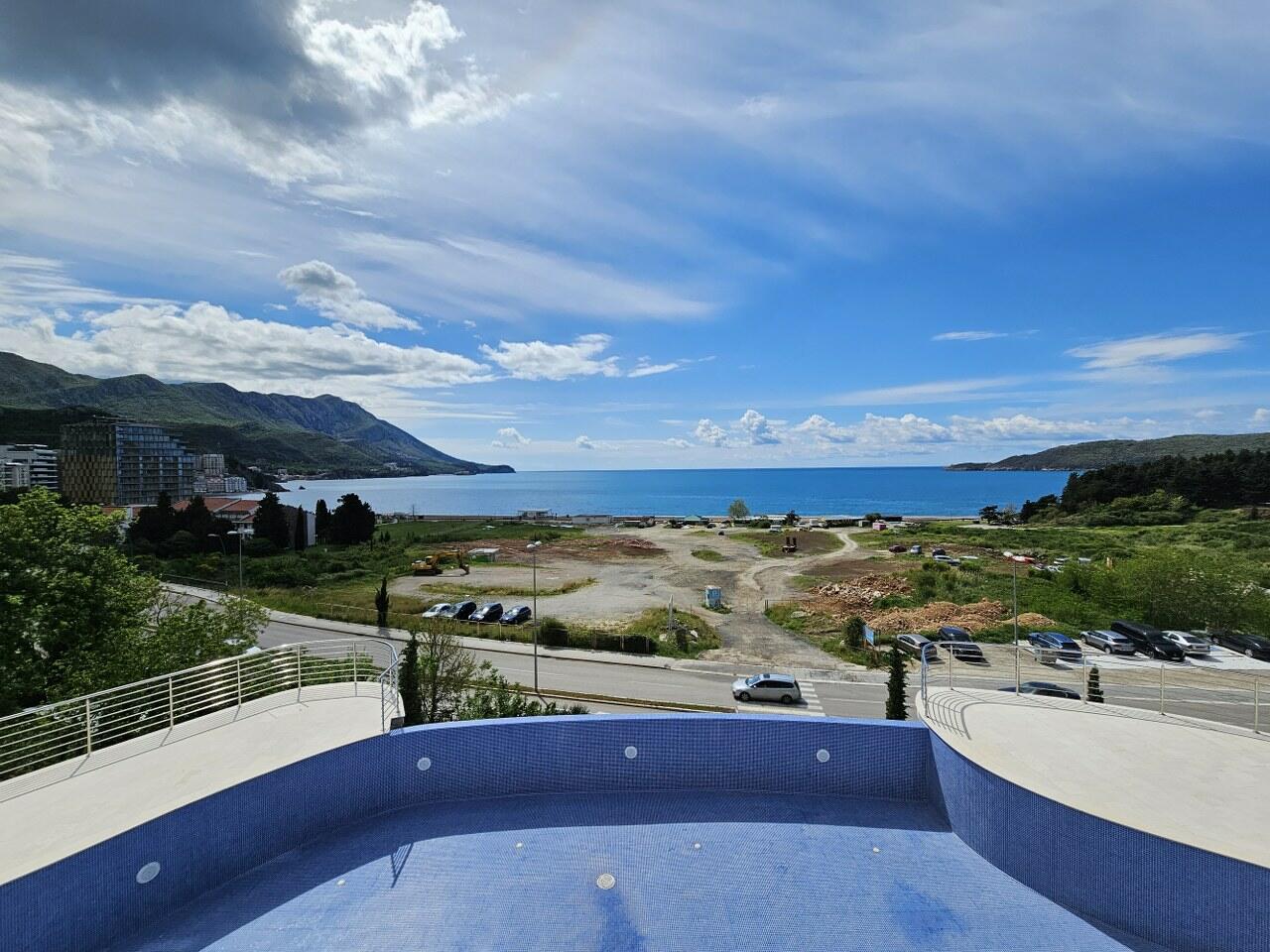 Piso en Becici, Montenegro, 65 m² - imagen 2