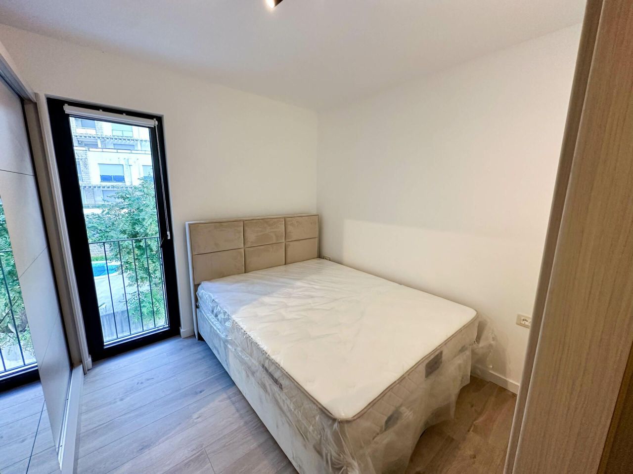 Flat in Dobrota, Montenegro, 39 m² - picture 9