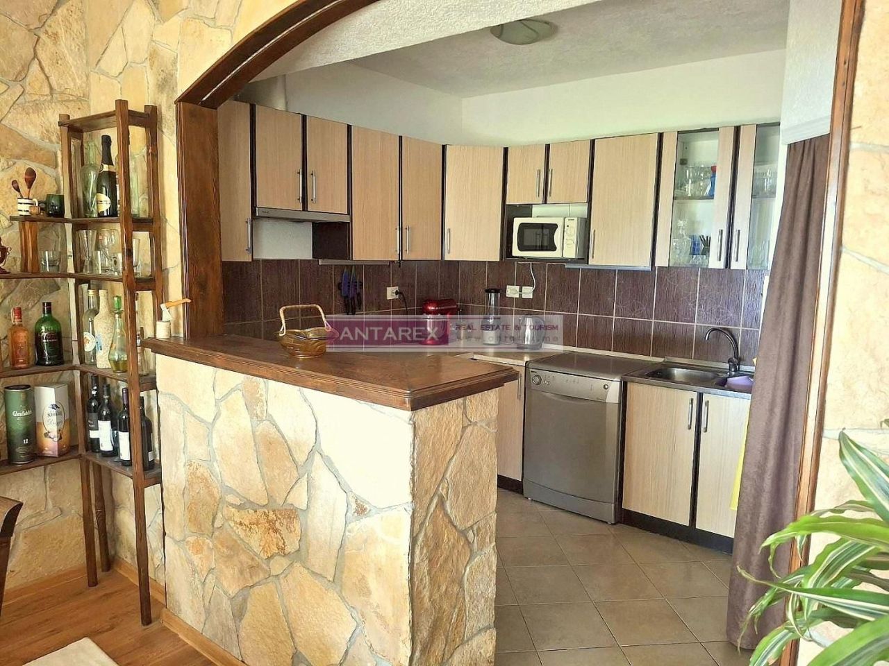 Villa in Herceg-Novi, Montenegro, 261 m² - picture 4