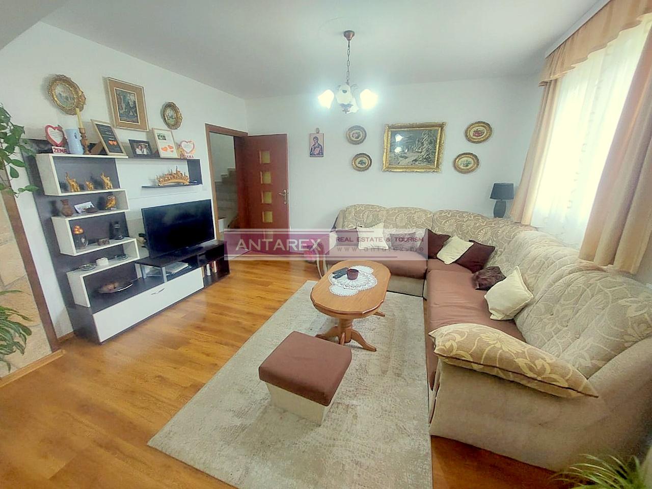 Villa in Herceg-Novi, Montenegro, 261 m² - picture 5