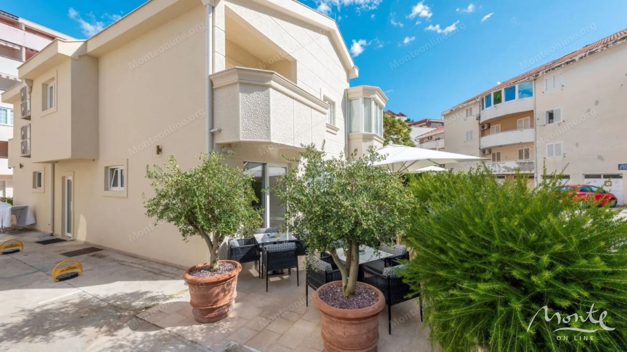 Hotel en Budva, Montenegro, 317 m² - imagen 5