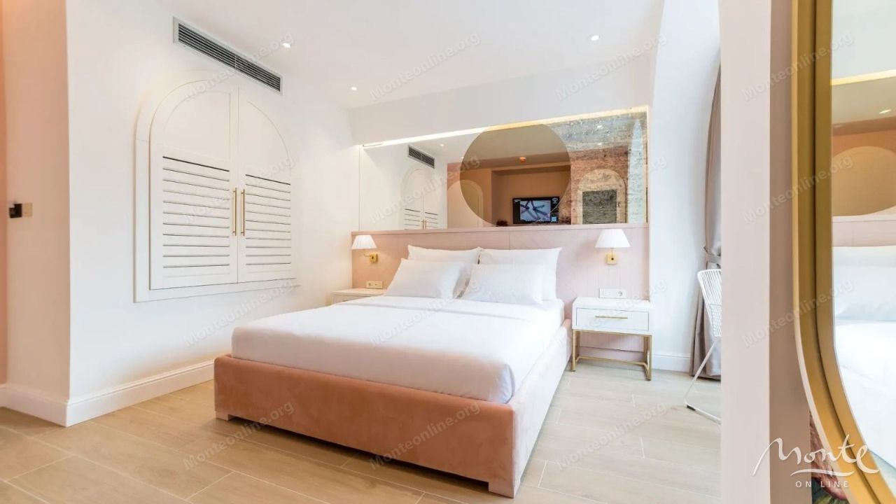 Hotel en Budva, Montenegro, 317 m² - imagen 14