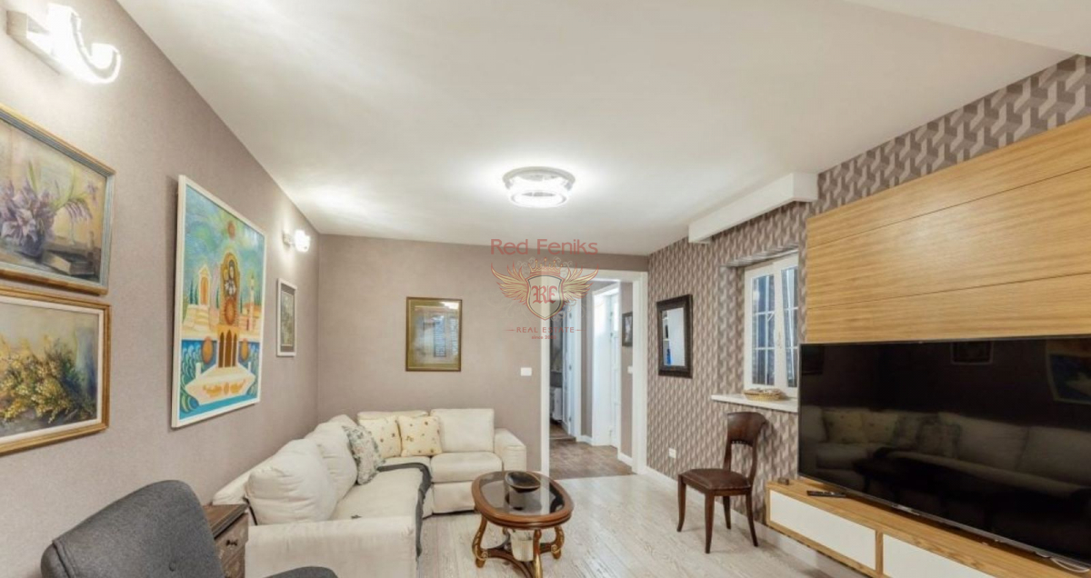 Casa en Tivat, Montenegro, 240 m² - imagen 16