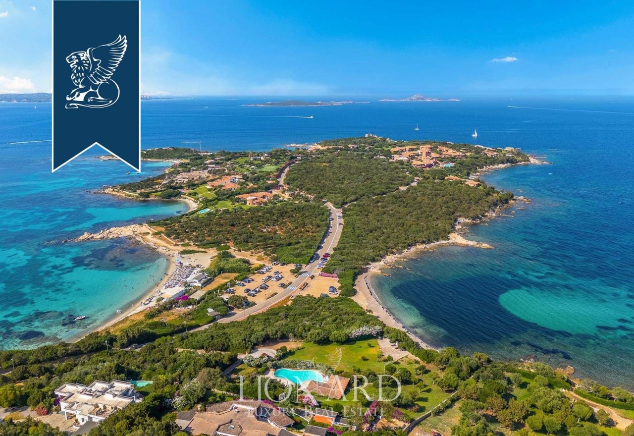 Villa in Olbia, Italy, 800 m² - picture 5