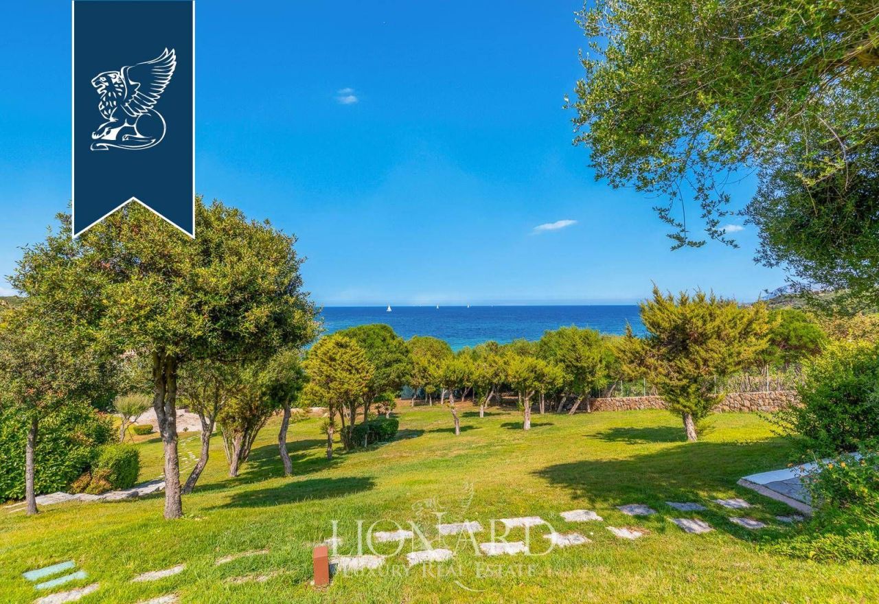 Villa in Olbia, Italy, 800 m² - picture 14