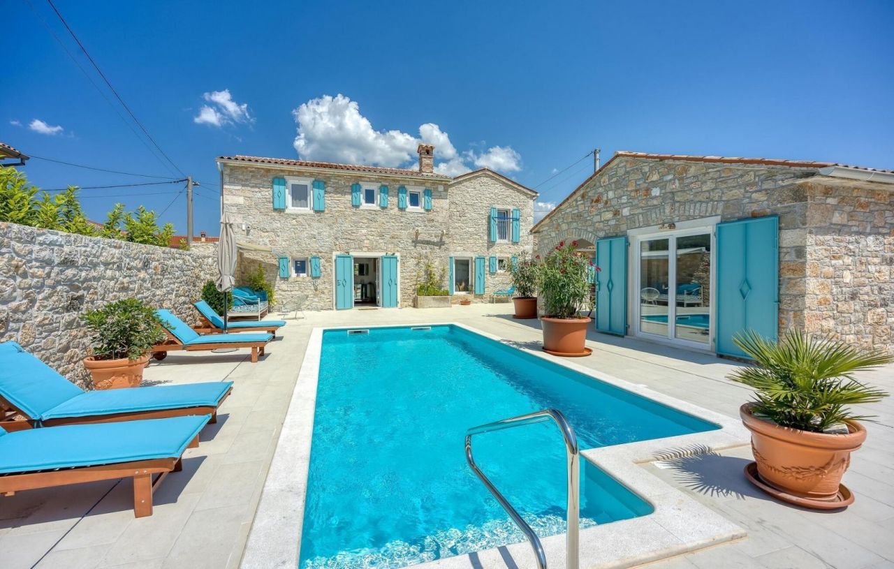 Villa Sveti Lovreč, Croazia, 220 m² - foto 1