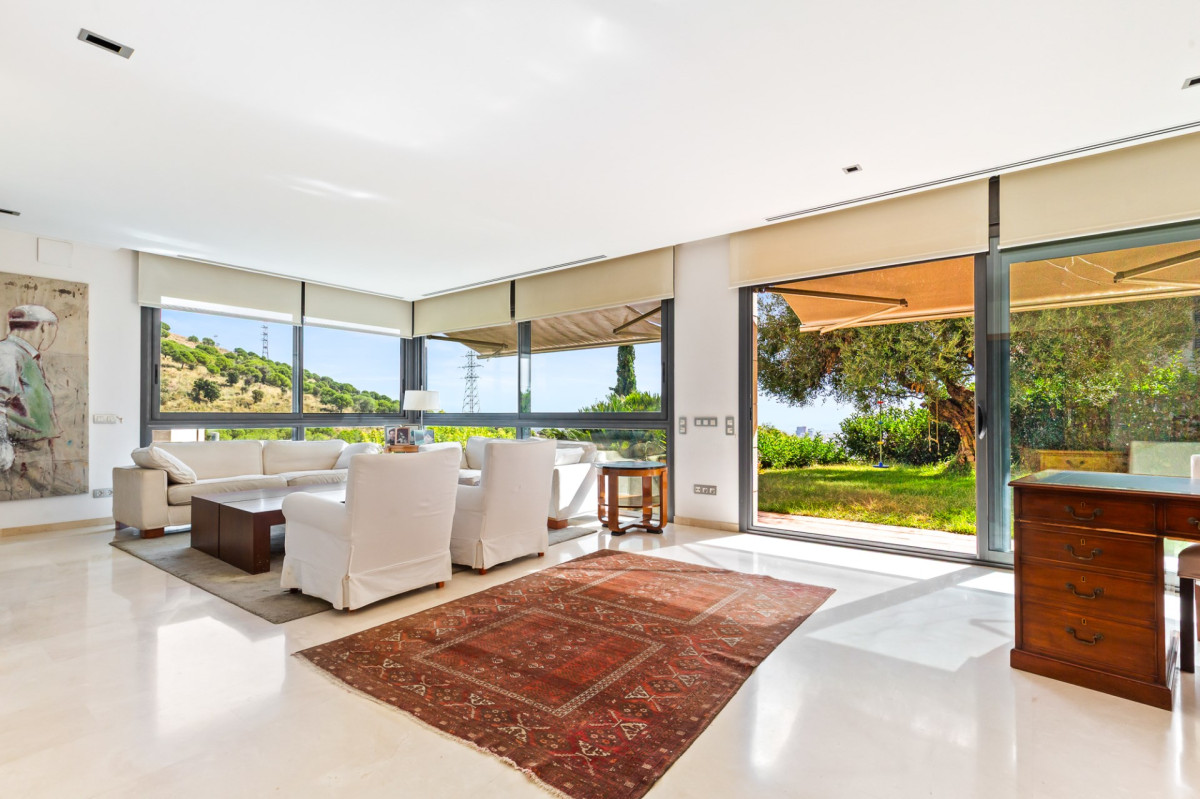 House in Barcelona, Spain, 490 m² - picture 10