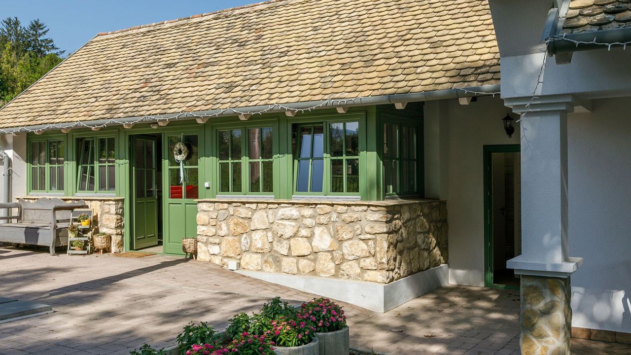 Hotel en Tapolca, Hungría, 240 m² - imagen 3