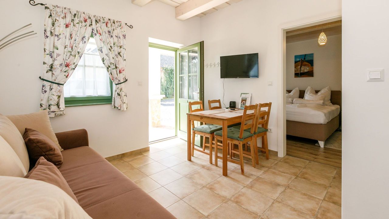 Hotel en Tapolca, Hungría, 240 m² - imagen 9