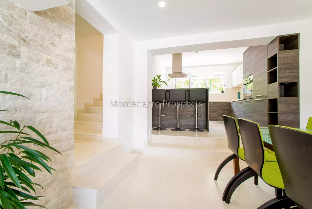 Villa à Stoliv, Monténégro, 200 m² - image 9