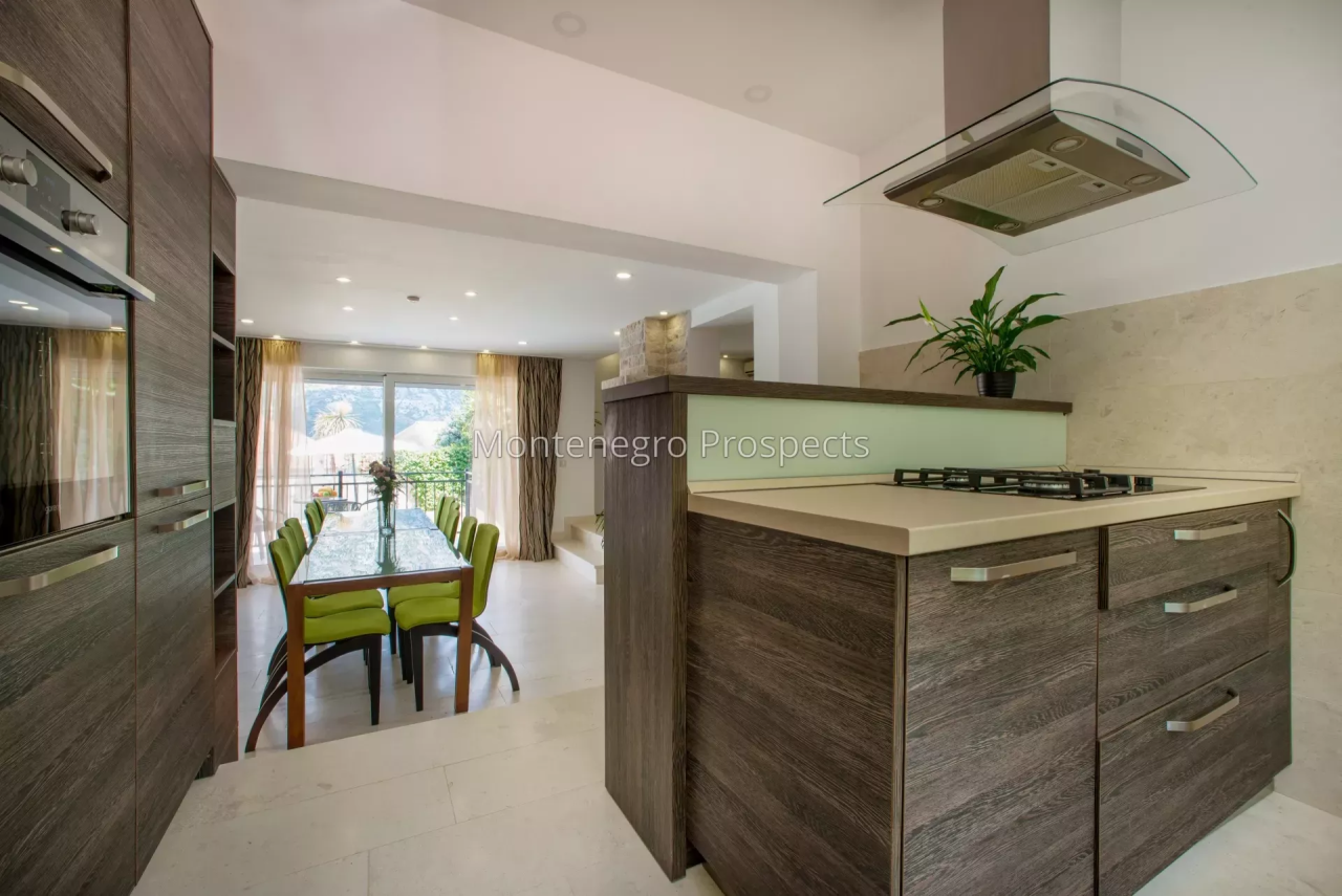 Villa à Stoliv, Monténégro, 200 m² - image 8