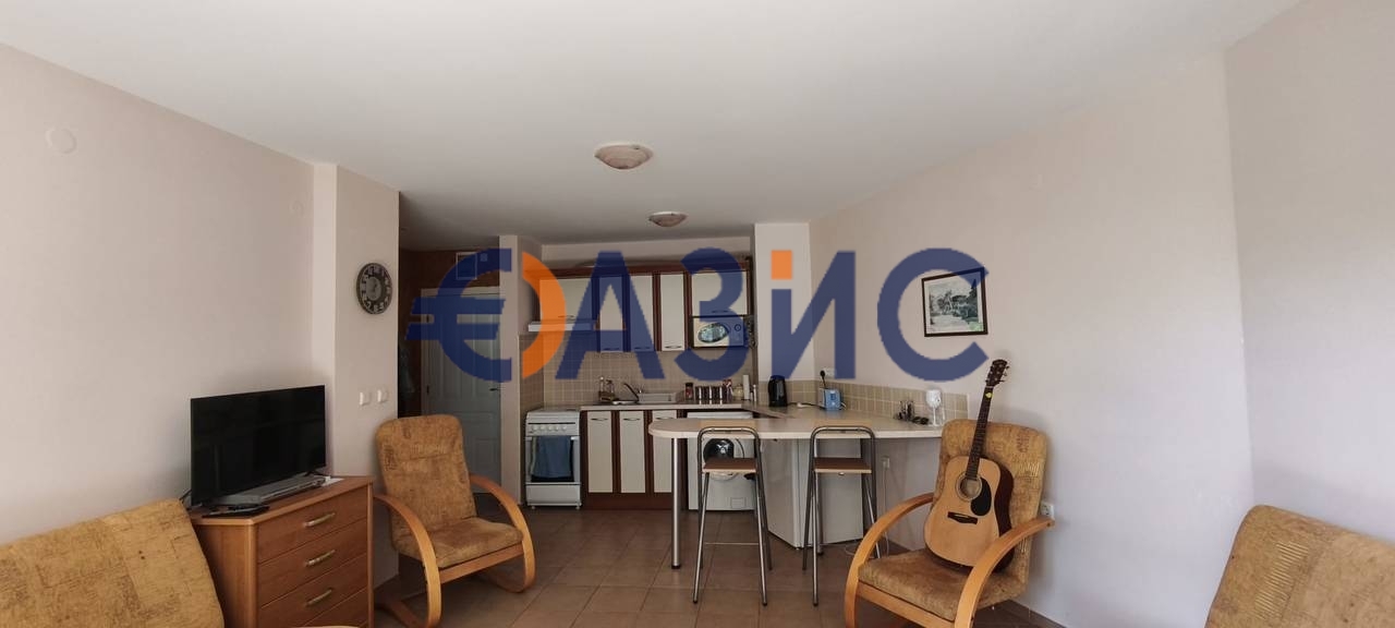 Apartamento en Elenite, Bulgaria, 72 m² - imagen 2