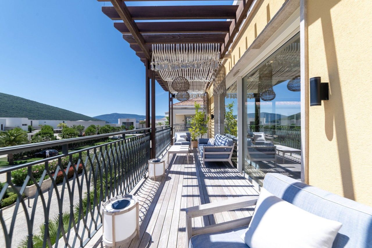 Appartamenti a Herceg-Novi, Montenegro, 188 m² - foto 4