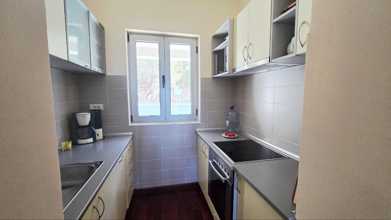 Flat in Petrovac, Montenegro, 120 m² - picture 7