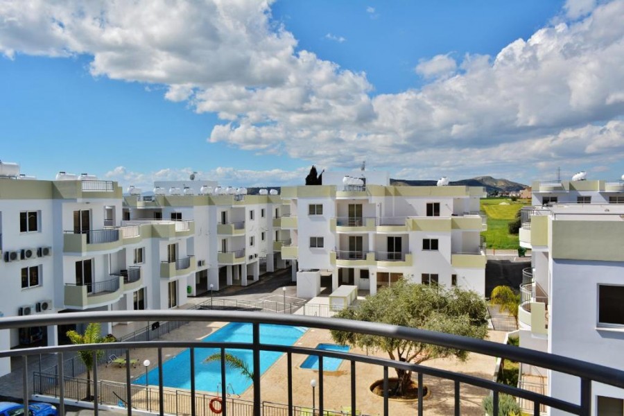 Apartment in Larnaca, Cyprus - picture 1