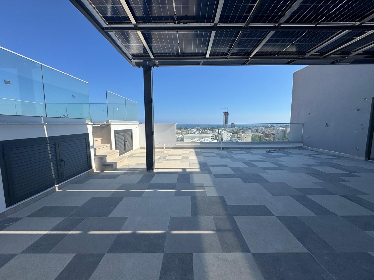 Penthouse in Limassol, Cyprus, 250 m² - picture 3