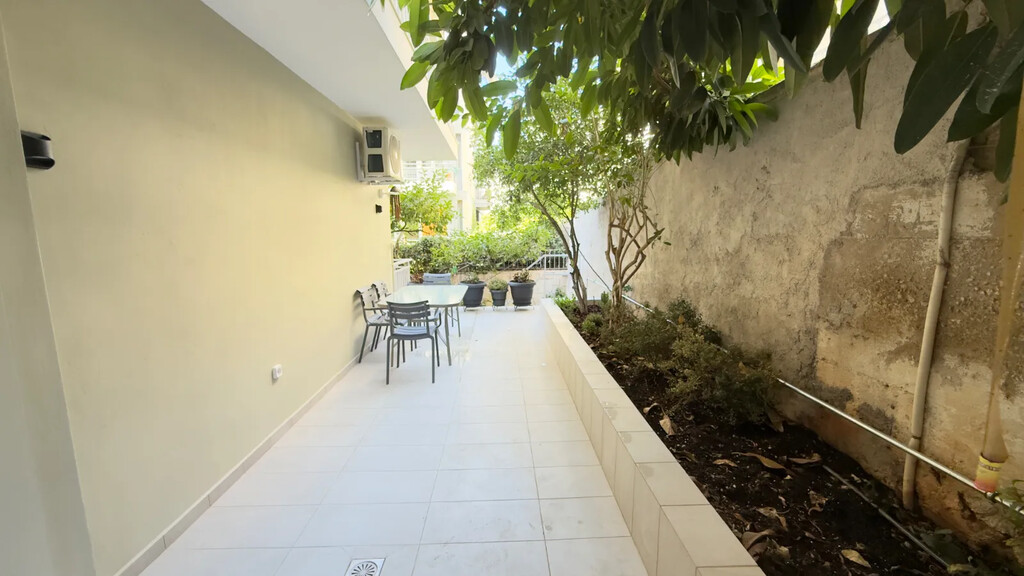 Flat in Athens, Greece, 54 m² - picture 18