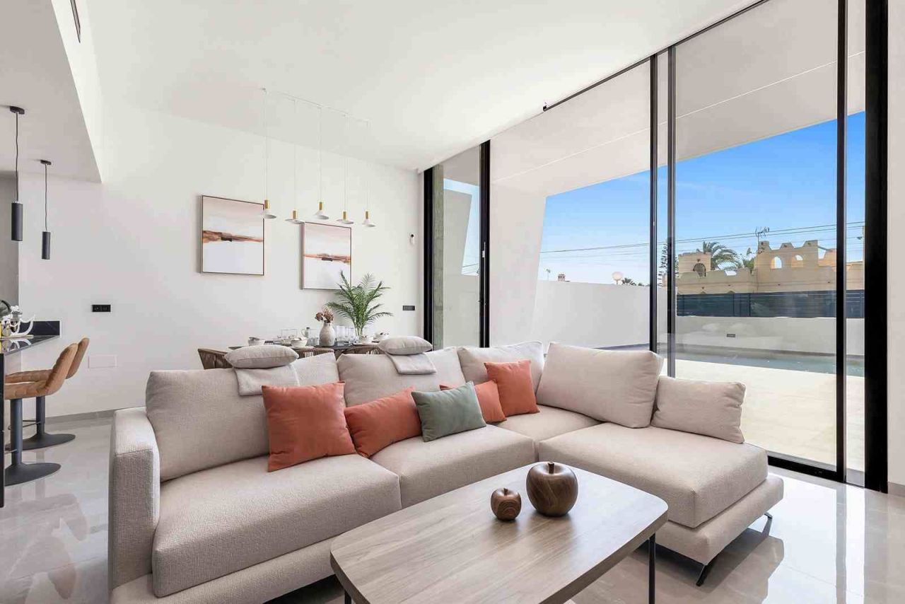 Villa in Torrevieja, Spain, 120 m² - picture 8