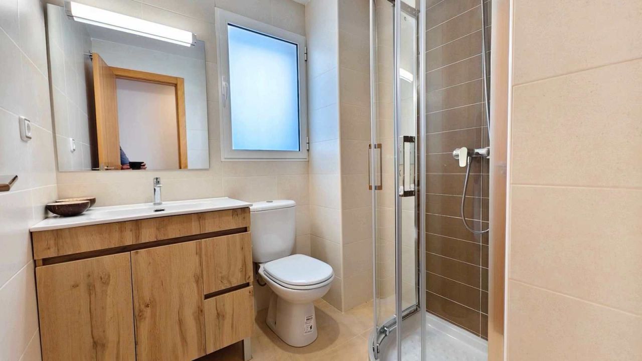 Flat in Cabo Roig, Spain, 54 m² - picture 16