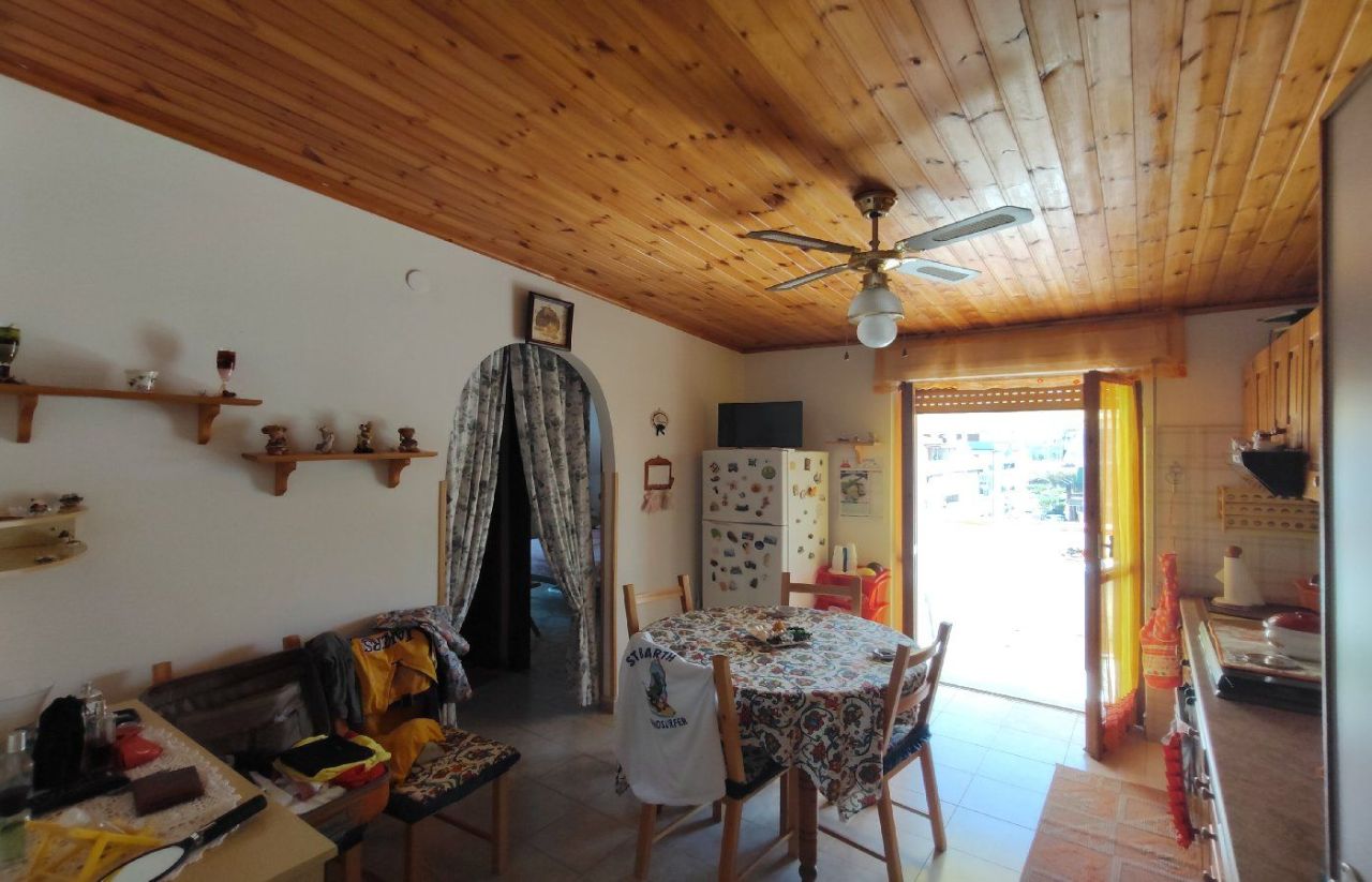 Appartement à Scalea, Italie, 45 m² - image 2