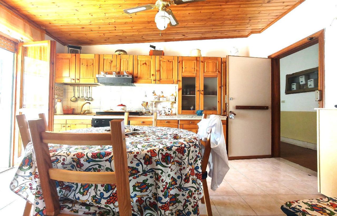 Appartement à Scalea, Italie, 45 m² - image 5