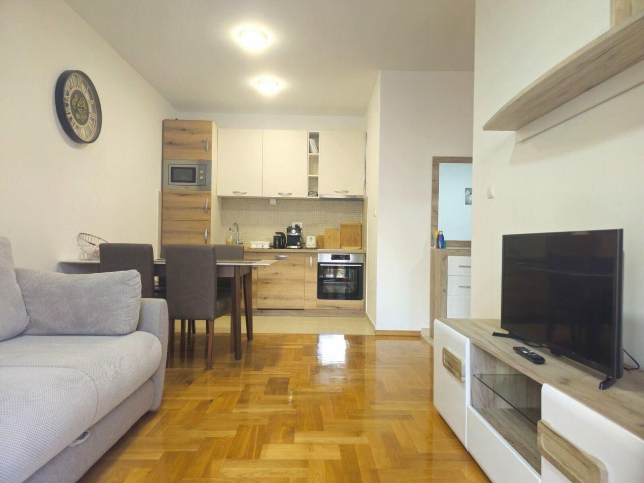 Piso en Becici, Montenegro, 47 m² - imagen 5