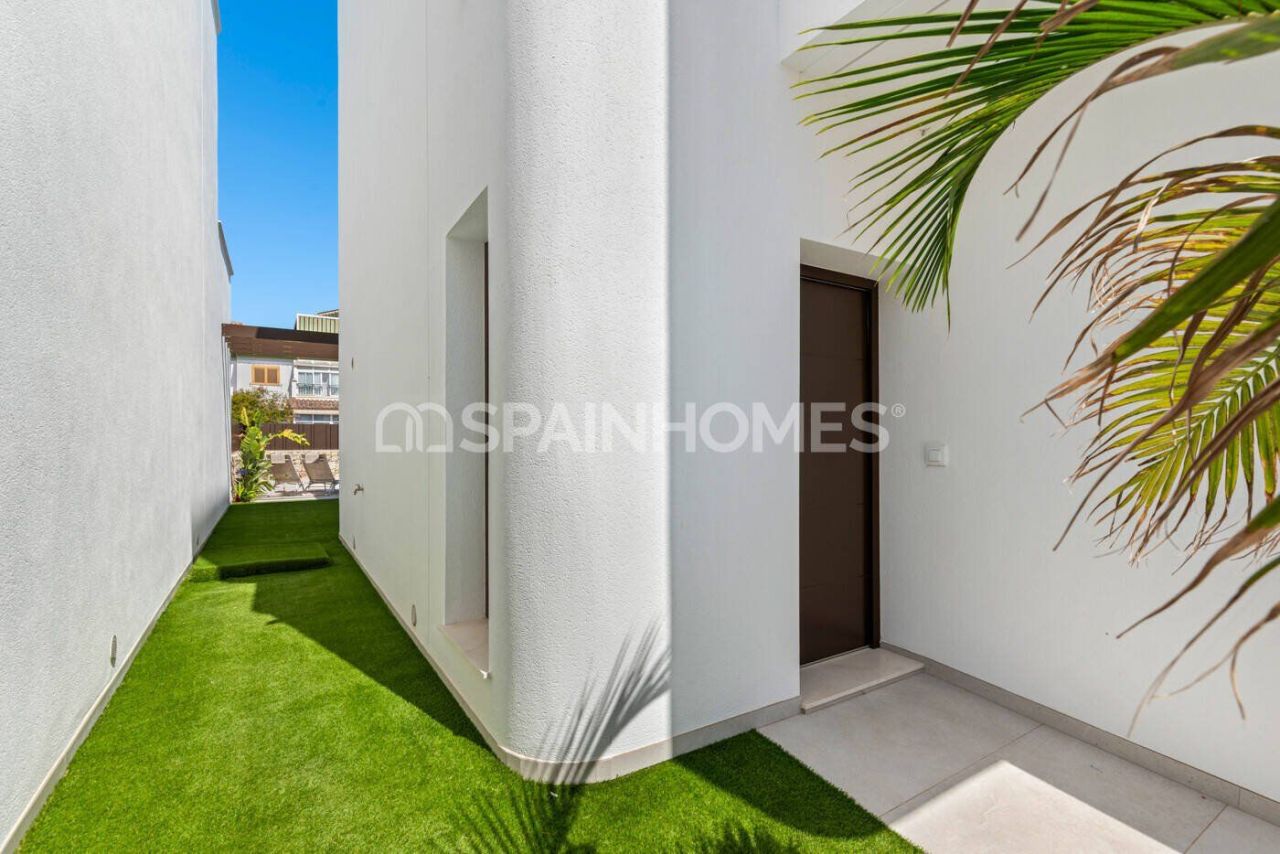 Villa en Pilar de la Horadada, España, 131 m² - imagen 4