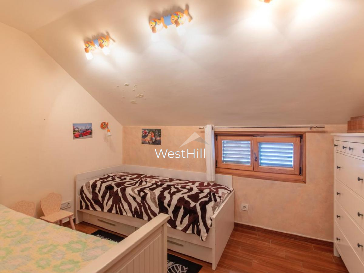 Casa en Orahovac, Montenegro, 270 m² - imagen 9