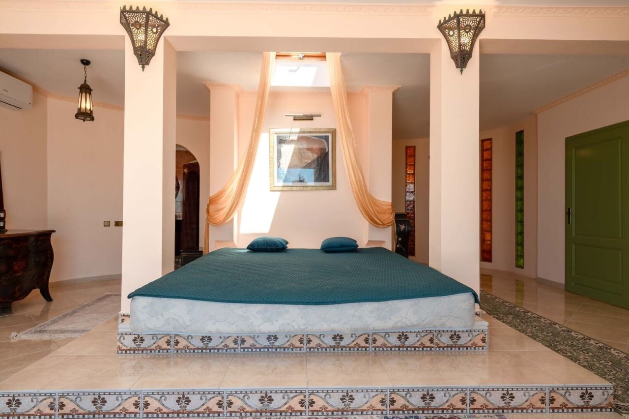 Villa a Dobra Voda, Montenegro, 500 m² - foto 10