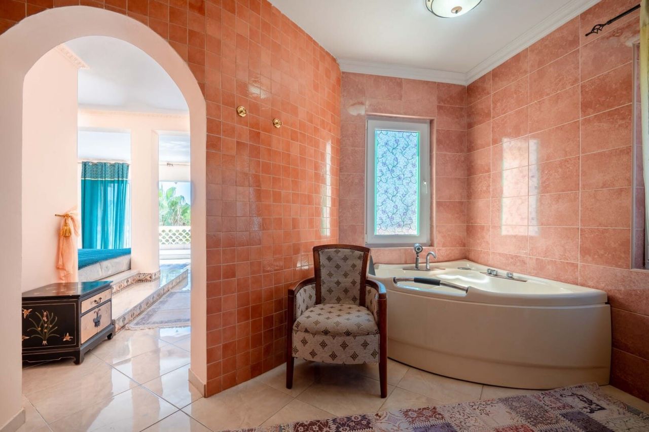 Villa a Dobra Voda, Montenegro, 500 m² - foto 14