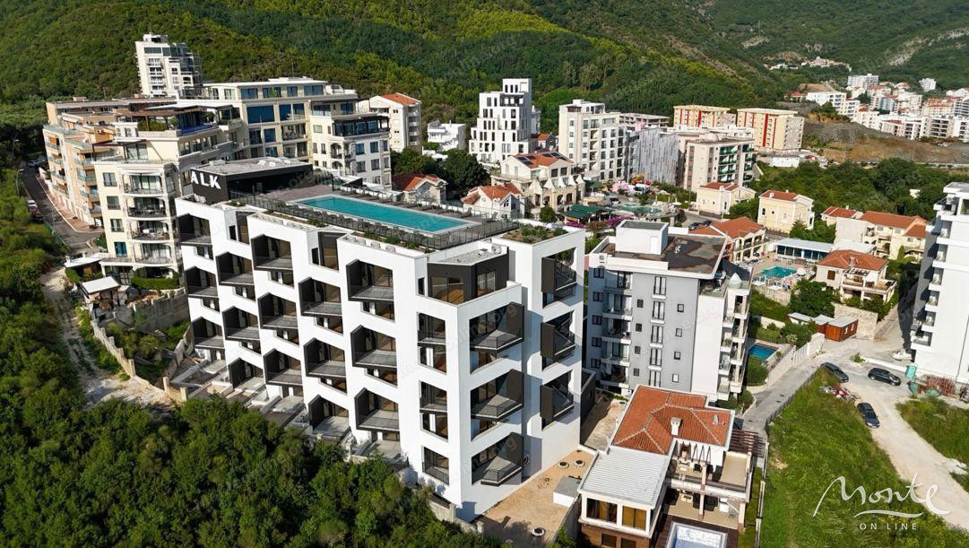 Apartment in Becici, Montenegro, 69 m² - Foto 1
