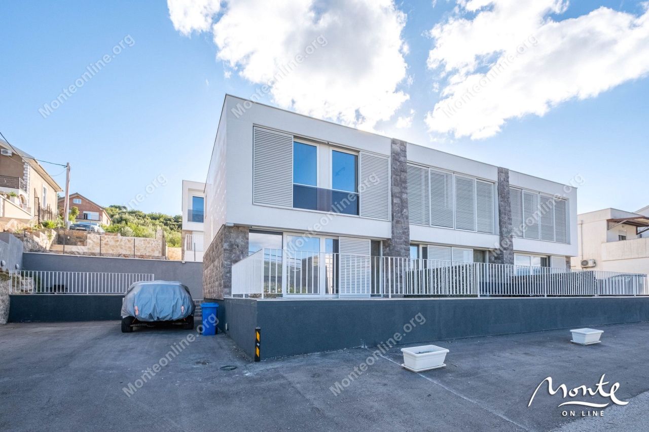 Villa in Halbinsel Luštica, Montenegro, 100 m² - Foto 2