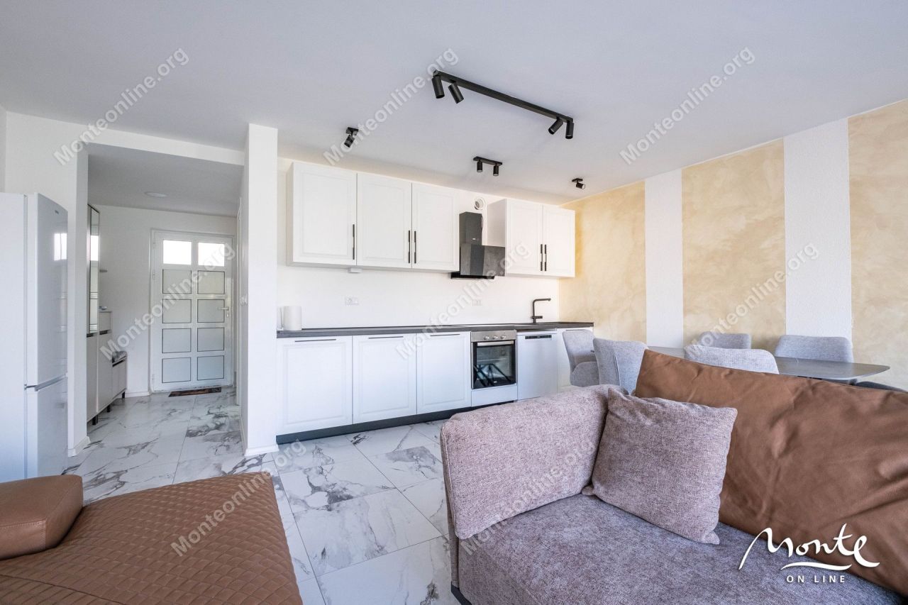 Villa in Halbinsel Luštica, Montenegro, 100 m² - Foto 9