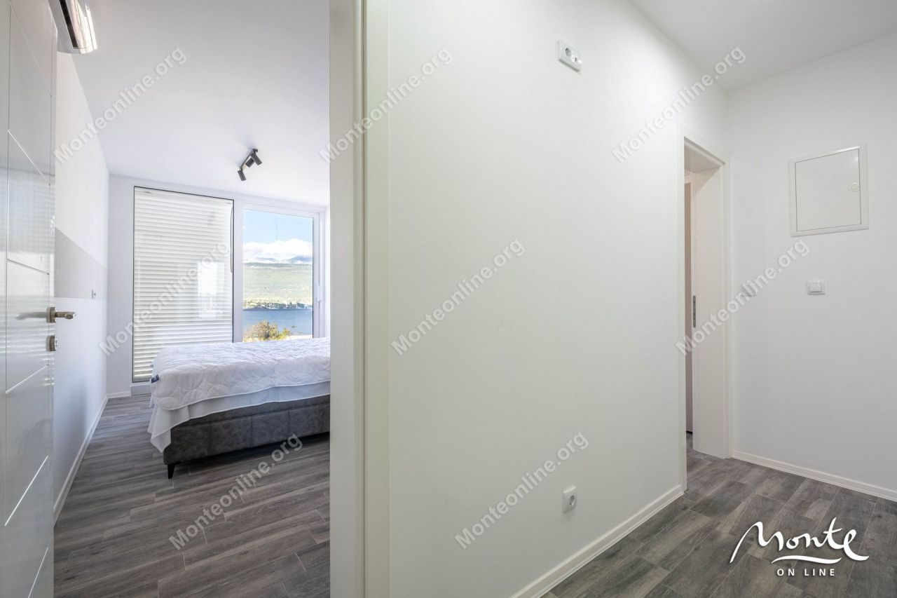 Villa in Halbinsel Luštica, Montenegro, 100 m² - Foto 16