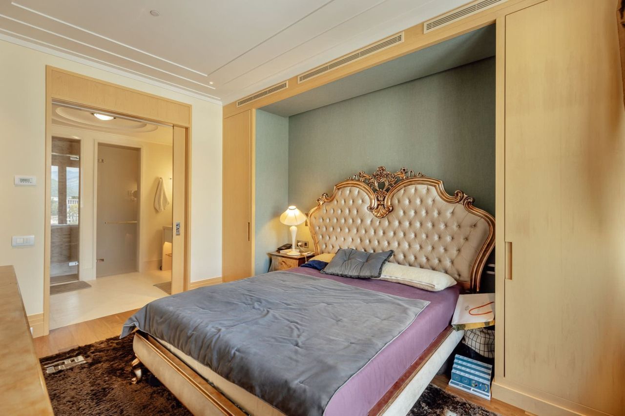 Apartment in Tivat, Montenegro, 68 m² - picture 9