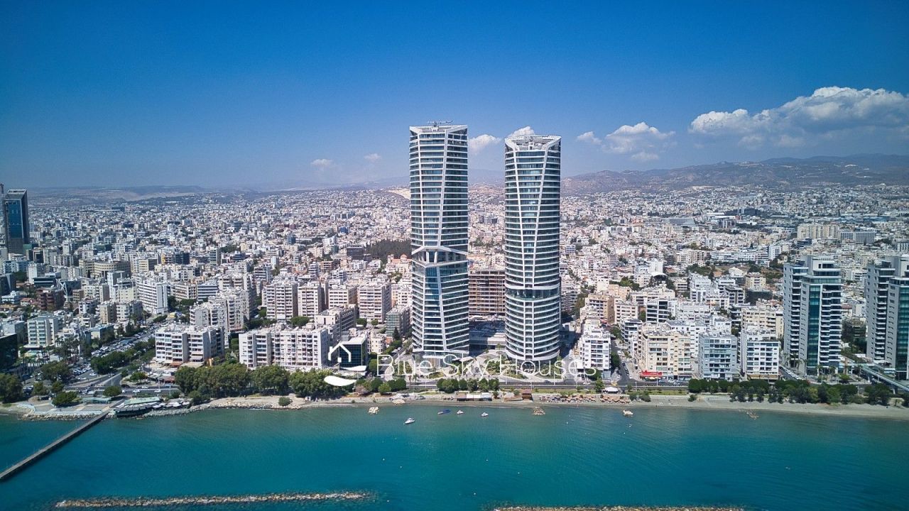 Apartment in Limassol, Cyprus, 169 m² - picture 1