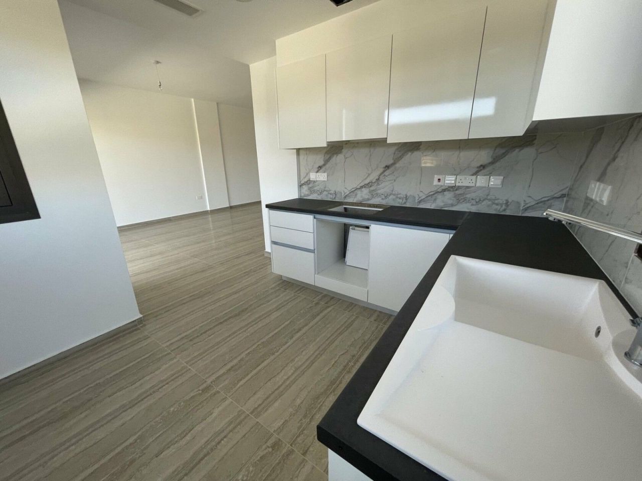 Apartamento en Limasol, Chipre, 102 m² - imagen 5