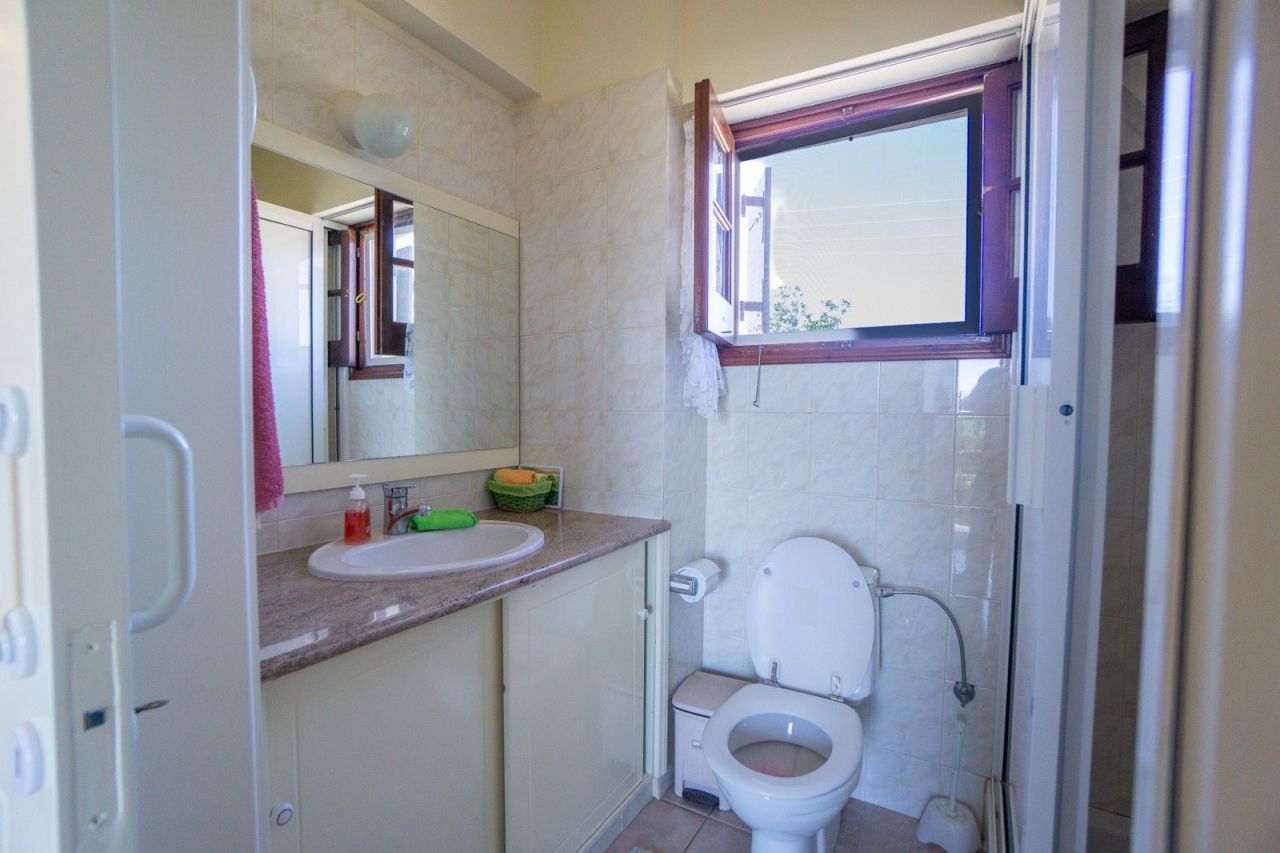 Villa en Pafos, Chipre, 132 m² - imagen 11