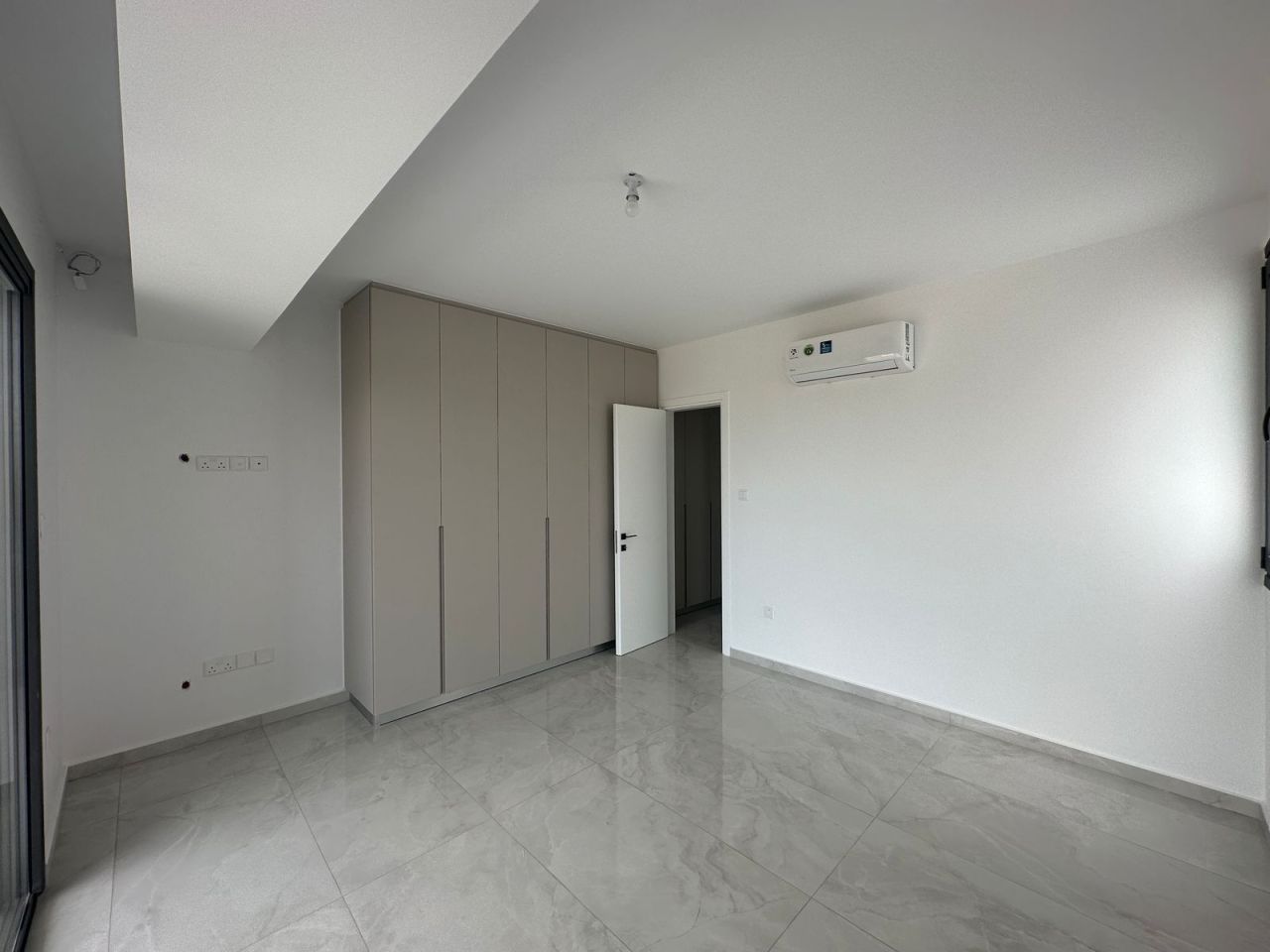 Villa en Pafos, Chipre, 275 m² - imagen 18