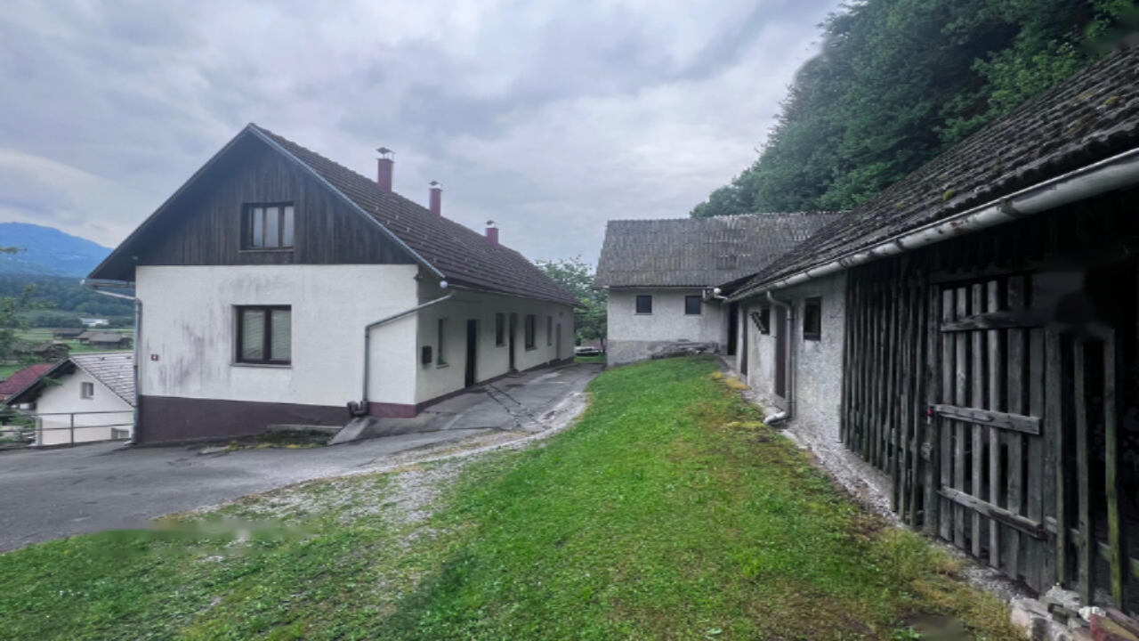 Haus in Sevnica, Slowenien, 198 m² - Foto 1