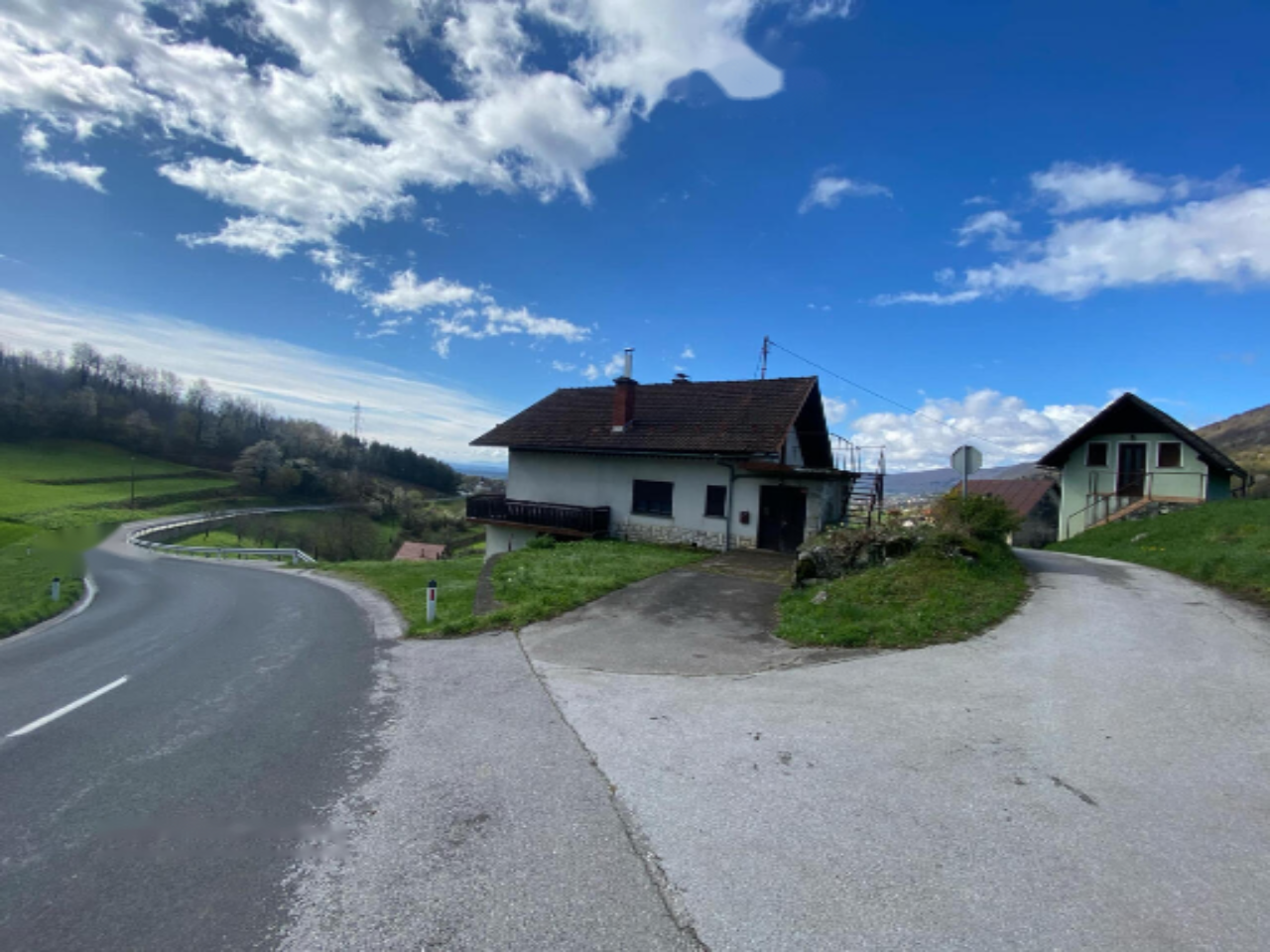 House in Sevnica, Slovenia, 200 m² - picture 1